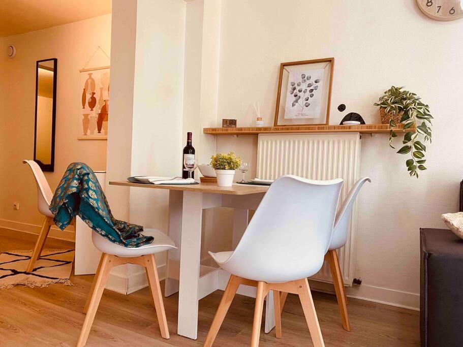 Appartement Cosy Au Calme A 20 Min De Paris فيلوجويف المظهر الخارجي الصورة