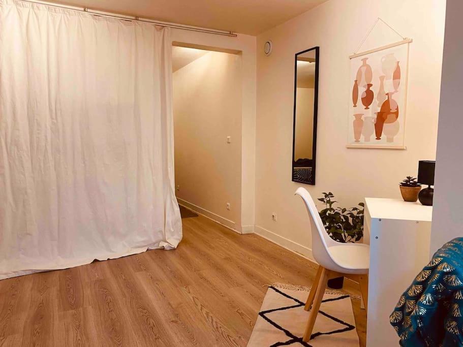 Appartement Cosy Au Calme A 20 Min De Paris فيلوجويف المظهر الخارجي الصورة